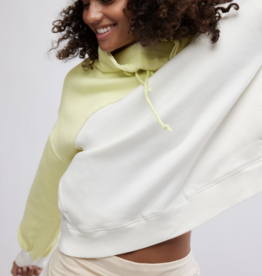 FREE PEOPLE MOVEMENT Home Stretch Colorblock Pullover in Sour Citrus Combo