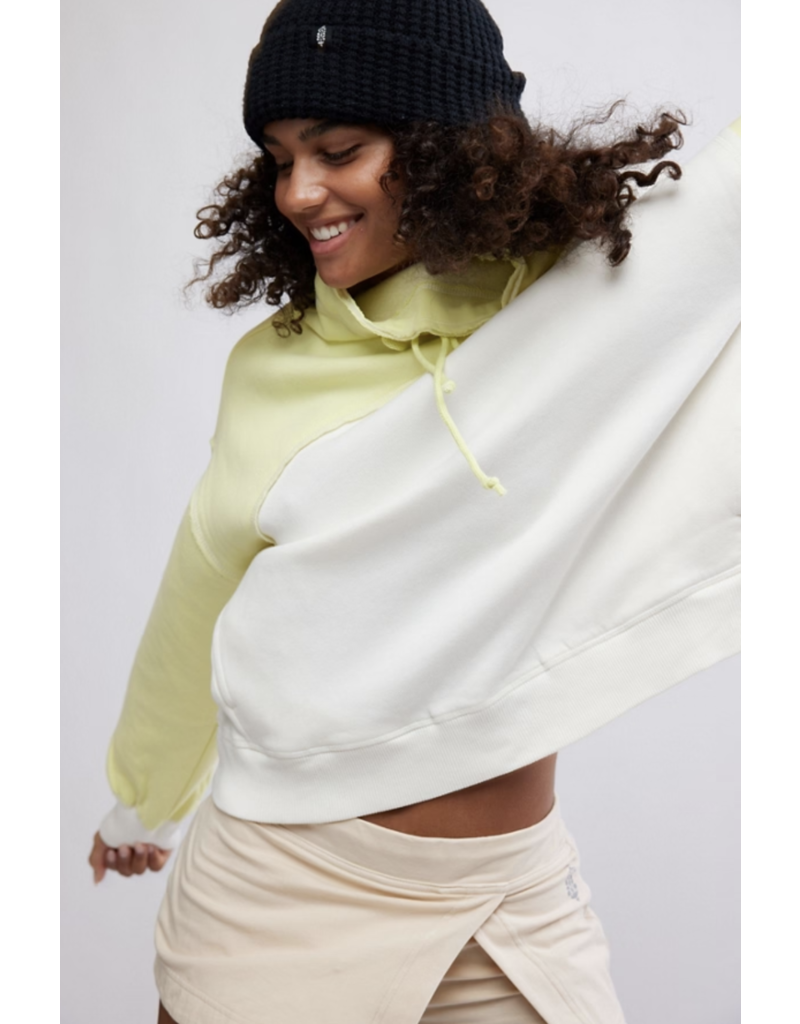 FREE PEOPLE MOVEMENT Home Stretch Colorblock Pullover in Sour Citrus Combo