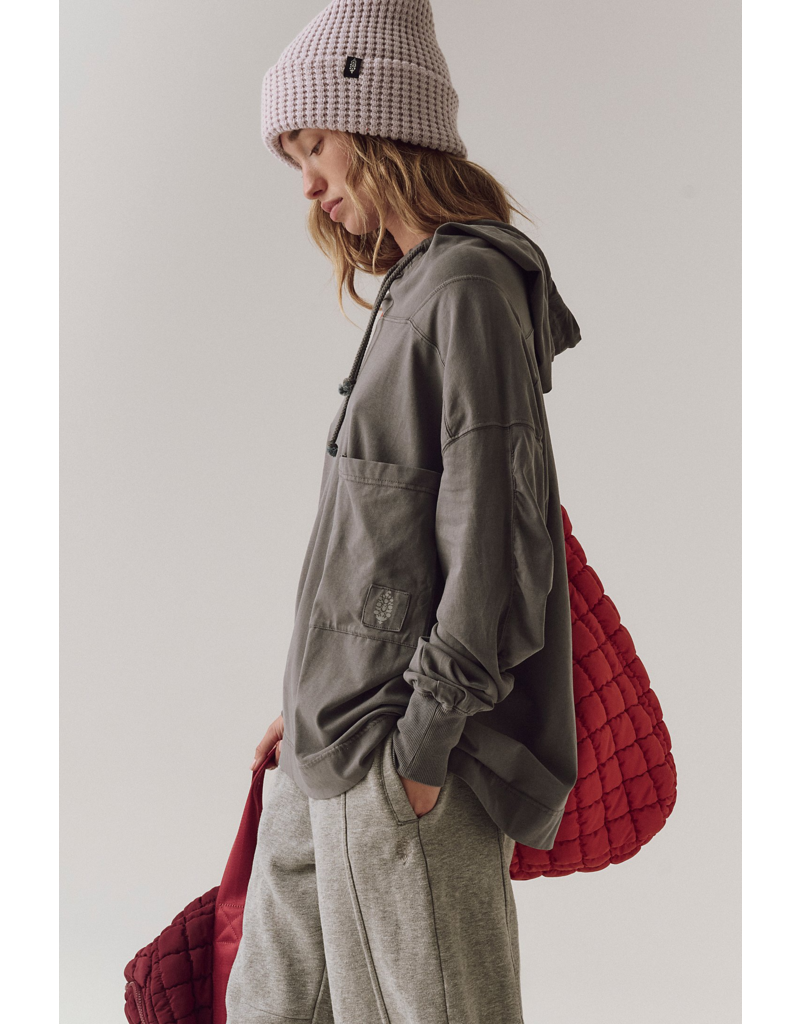 FREE PEOPLE MOVEMENT Hot Shot Hooded Layer in Gunmetal