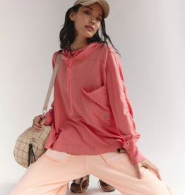 FREE PEOPLE MOVEMENT Hot Shot Hooded Layer in Hibiscus
