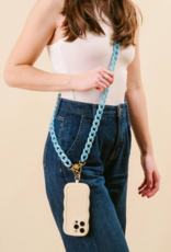 THE DARLING EFFECT Hold The Phone Crossbody Chain in Ocean Blue