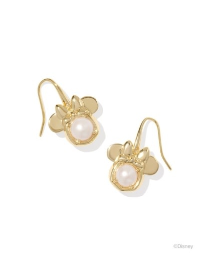 KENDRA SCOTT DESIGN Disney x Kendra Scott Gold Minnie Mouse Drop Earrings in Freshwater Cultured Pearl