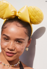 KENDRA SCOTT DESIGN Disney x Kendra Scott Gold Minnie Mouse Drop Earrings in Freshwater Cultured Pearl KENDRA SCOTT DESIGN Disney x Kendra Scott Gold Minnie Mouse Drop Earrings in Freshwater Cultured Pearl