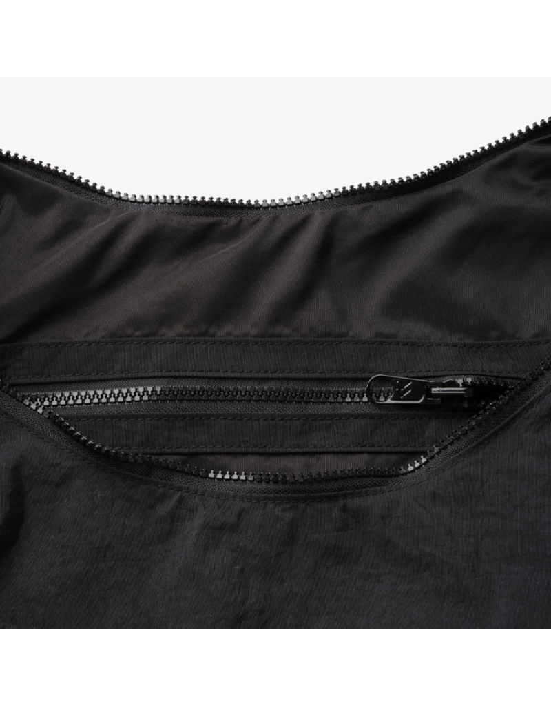 THREAD WALLETS Slouchy Bag in Black