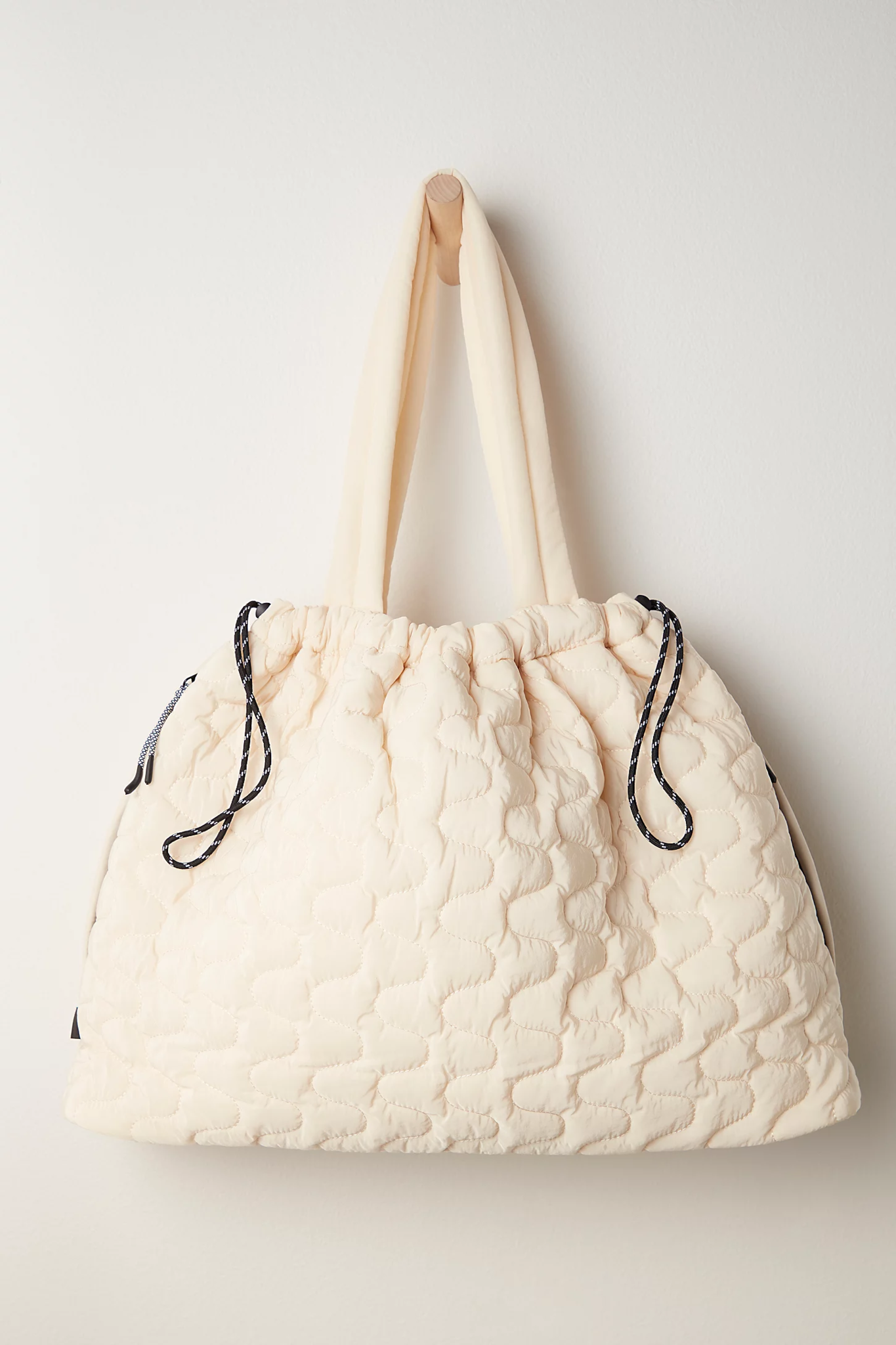 【Free People】★トートバッグ★ Cloud 9 Tote FREE PEOPLE - Cloud 9 Tote
