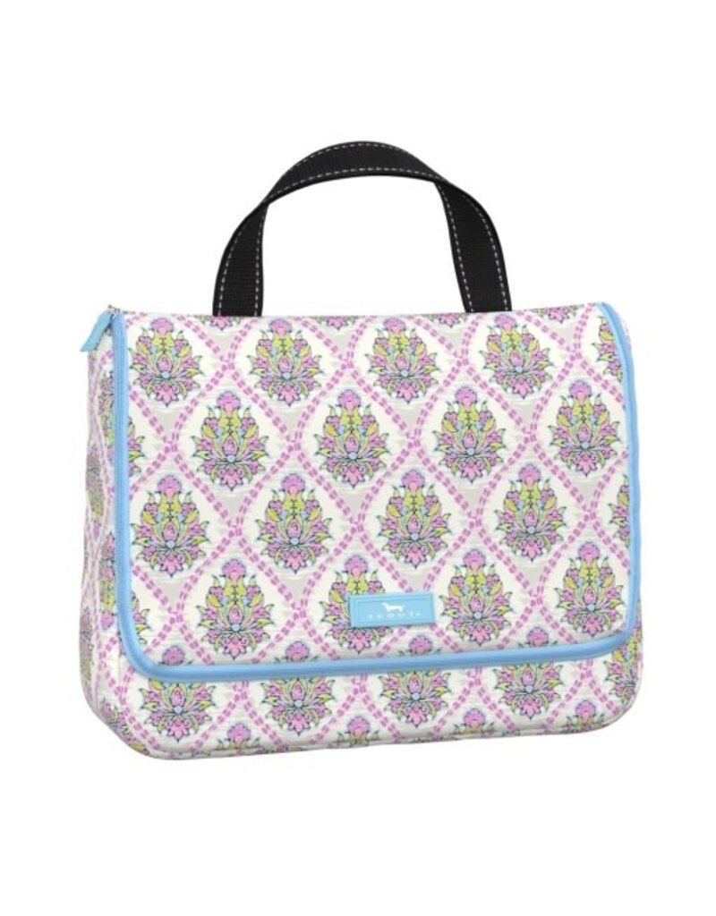 SCOUT Beauty Gordito Hanging Toiletry Bag in Inna Garden