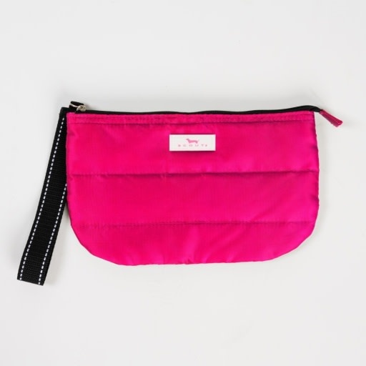 SCOUT Roamy Wristlet in Pink Puffer