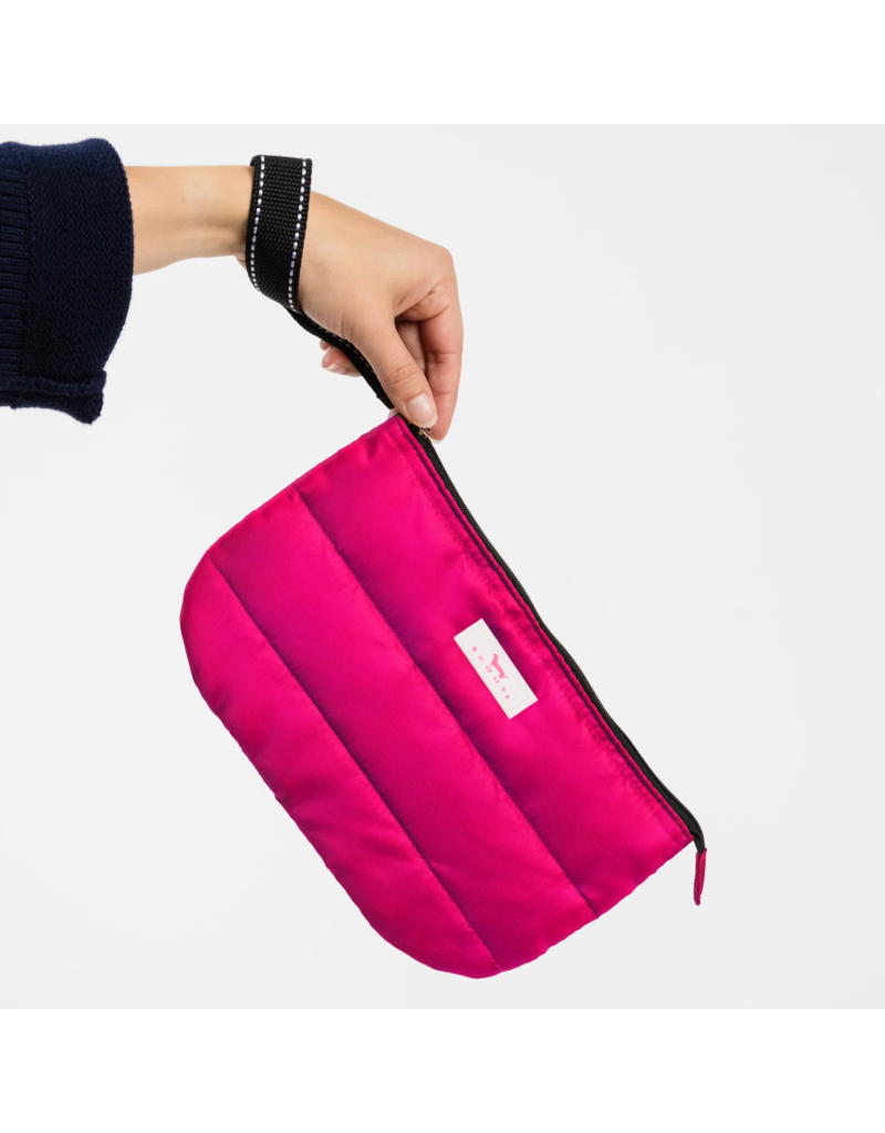 SCOUT Roamy Wristlet in Pink Puffer