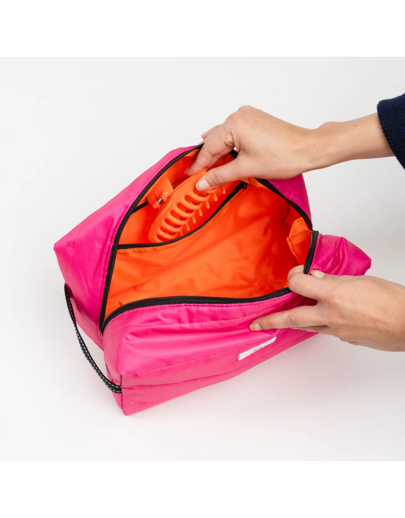 SCOUT Dopp Till You Drop in Pink Puffer