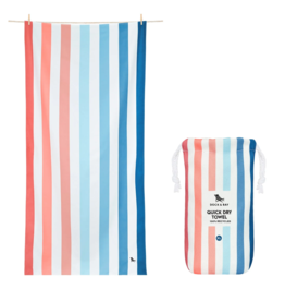 DOCK & BAY Quick Dry XL Towel in Sand to Sea