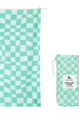 DOCK & BAY Quick Dry XL Towel in Checkmate Green
