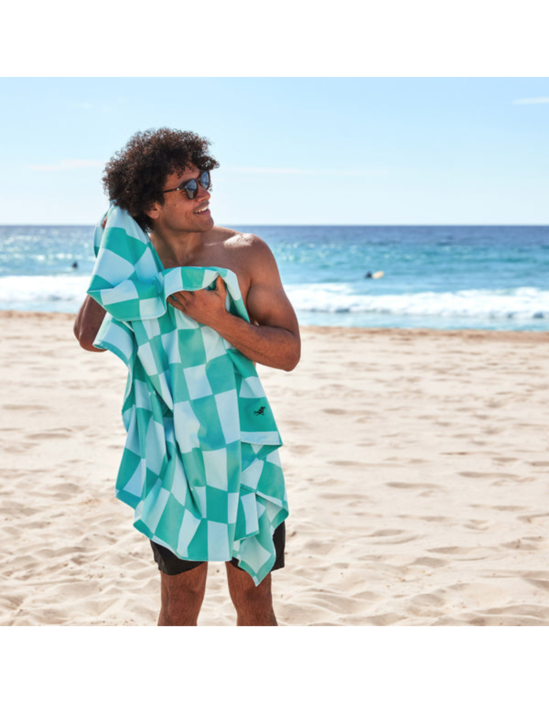DOCK & BAY Quick Dry XL Towel in Checkmate Green