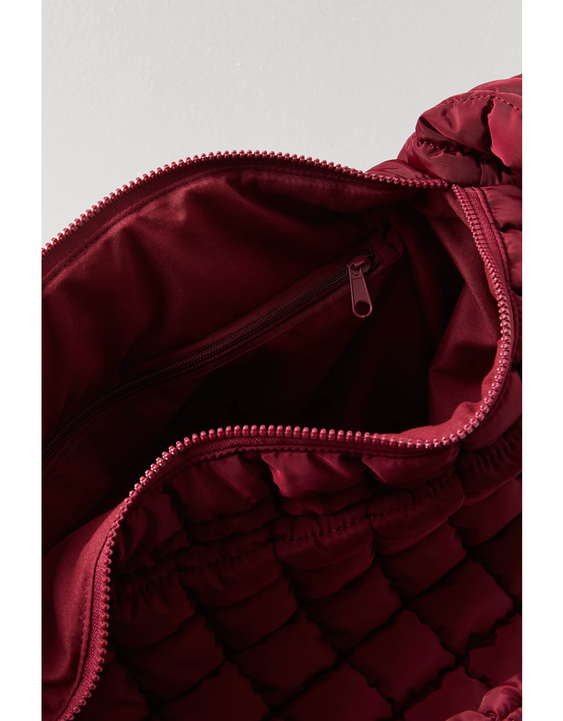 FREE PEOPLE MOVEMENT Quilted Caryall Tote Bag in Mulberry