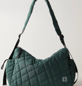 FREE PEOPLE MOVEMENT Off The Path Caryall Bag in Evergreen