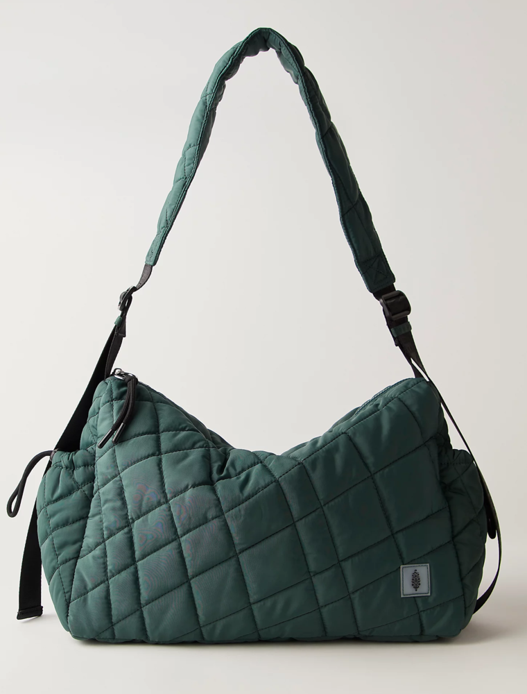 FREE PEOPLE MOVEMENT Off The Path Caryall Bag in Evergreen