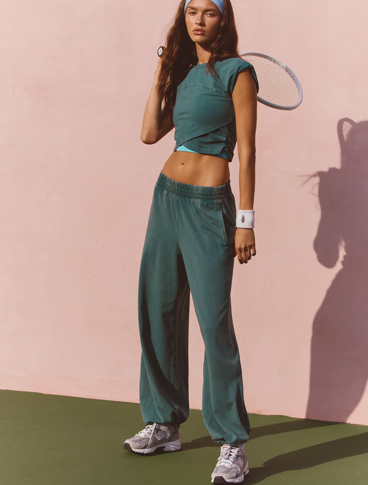 FREE PEOPLE MOVEMENT Hot Shot Crossover Set in Evergreen