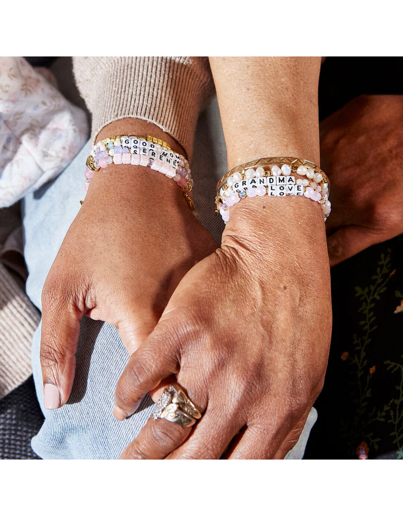 LITTLE WORDS PROJECT Grandma Bracelet - Peachy Love