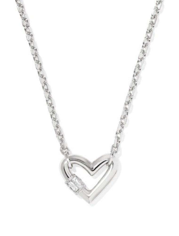 KENDRA SCOTT DESIGN Emery Heart Silver Short Pendant Necklace