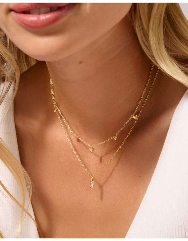 KENDRA SCOTT DESIGN Phoebe Gold Short Pendant Necklace in White Crystal