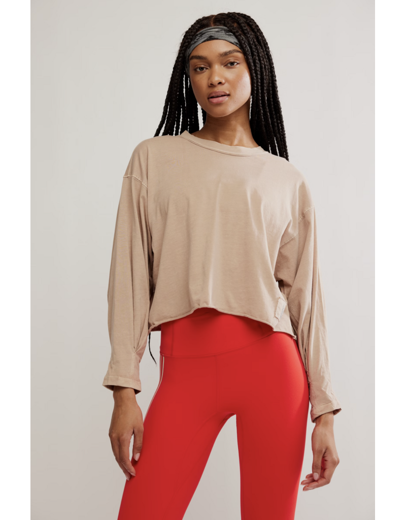 FREE PEOPLE MOVEMENT Inspire Layer in Sandy