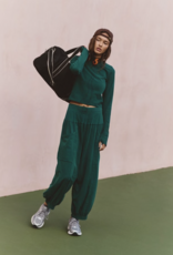 FREE PEOPLE MOVEMENT Up In The Air Set in Evergreen