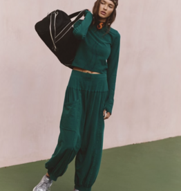 FREE PEOPLE MOVEMENT Up In The Air Set in Evergreen