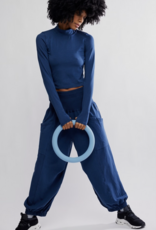 FREE PEOPLE MOVEMENT Up In The Air Set in Midnight Navy