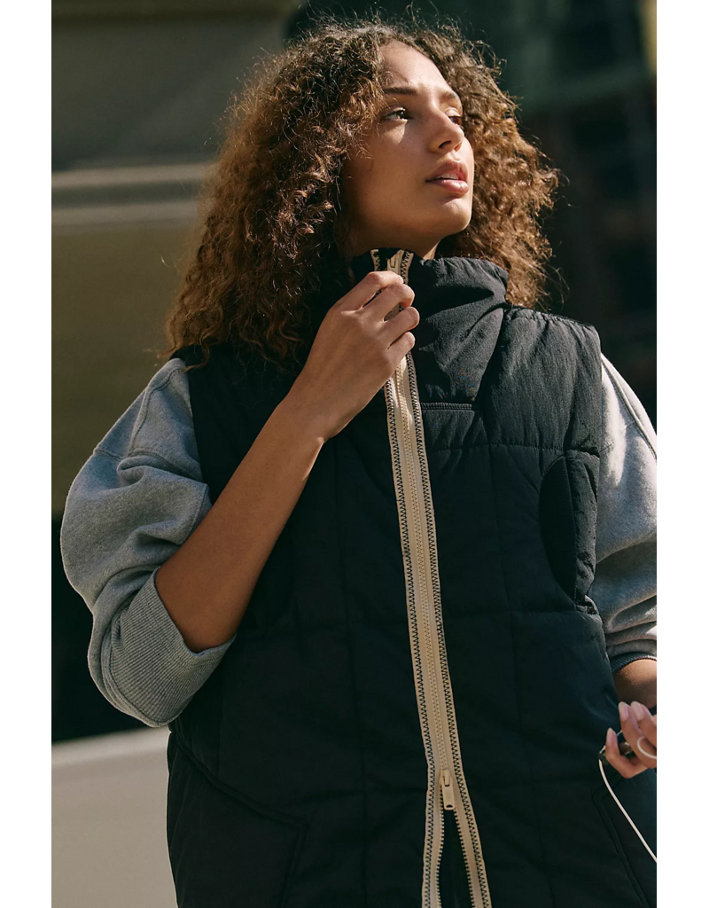 FREE PEOPLE MOVEMENT On The Move Packable Puffer Vest in Black