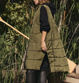 FREE PEOPLE MOVEMENT On The Move Packable Puffer Vest in Seagrass