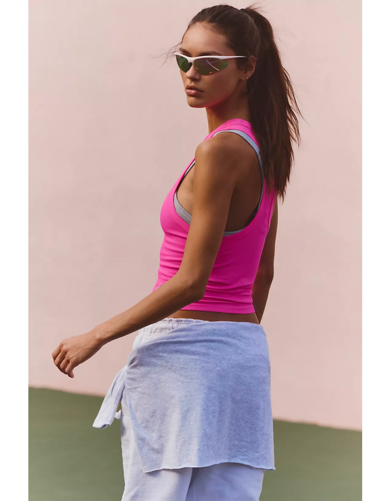 FREE PEOPLE MOVEMENT Dynamite Tank in Fuchsia Flirt
