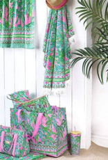 LILLY PULITZER Lunch Tote in Suite Views