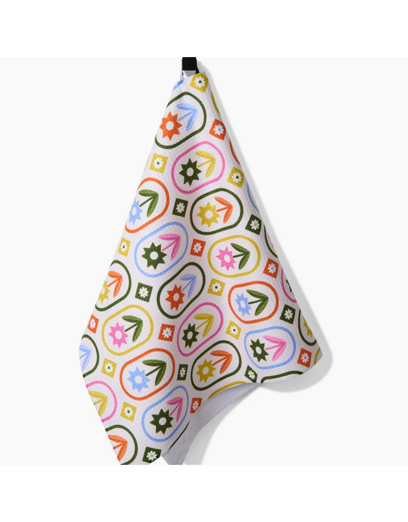 GEOMETRY Petal Patchwork Tea Towel