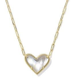 KENDRA SCOTT DESIGN Ari Heart Statement Gold Short Pendant Necklace in Ivory Mother-of-Pearl
