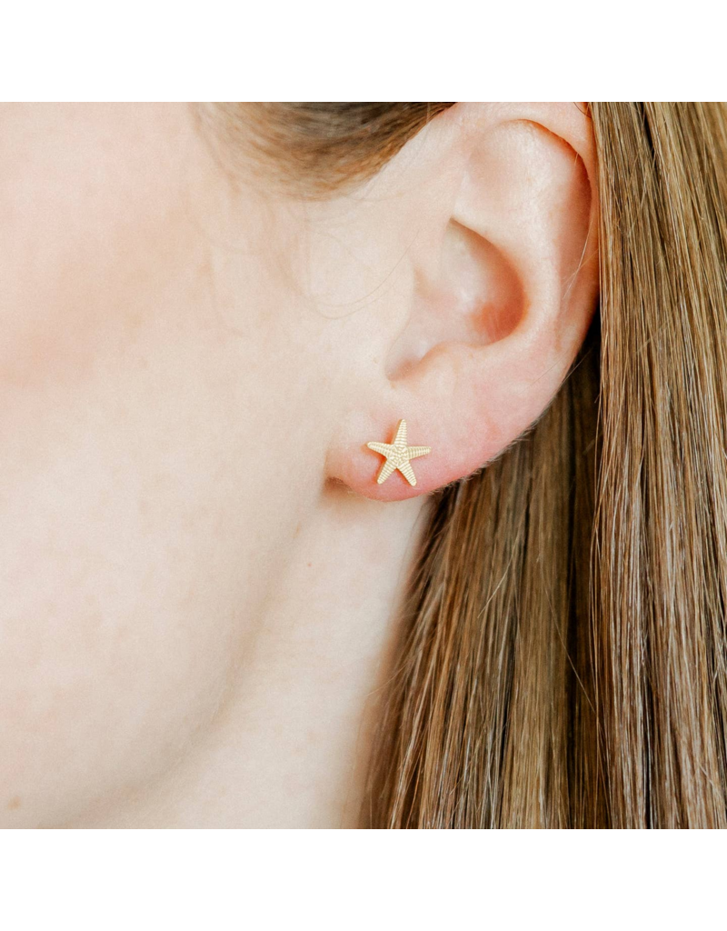 LINNY & CO Starfish Gold Screwback Stud Earrings