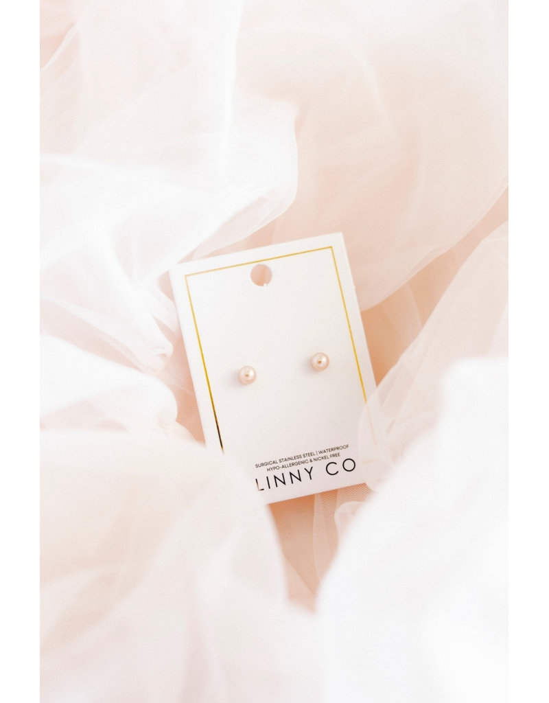 LINNY & CO Payton 5mm Pink Pearl Gold Screwback Stud Earrings