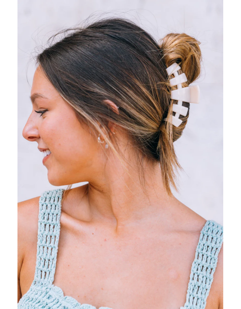 TELETIES Classic Almond Beige Medium Hair Clip