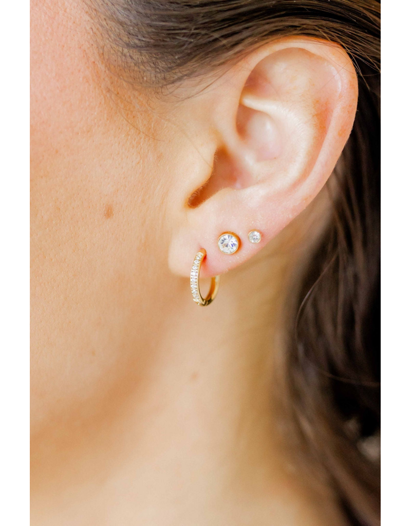 LINNY & CO Micro Cooper Clear Gold Screwback Stud Earrings