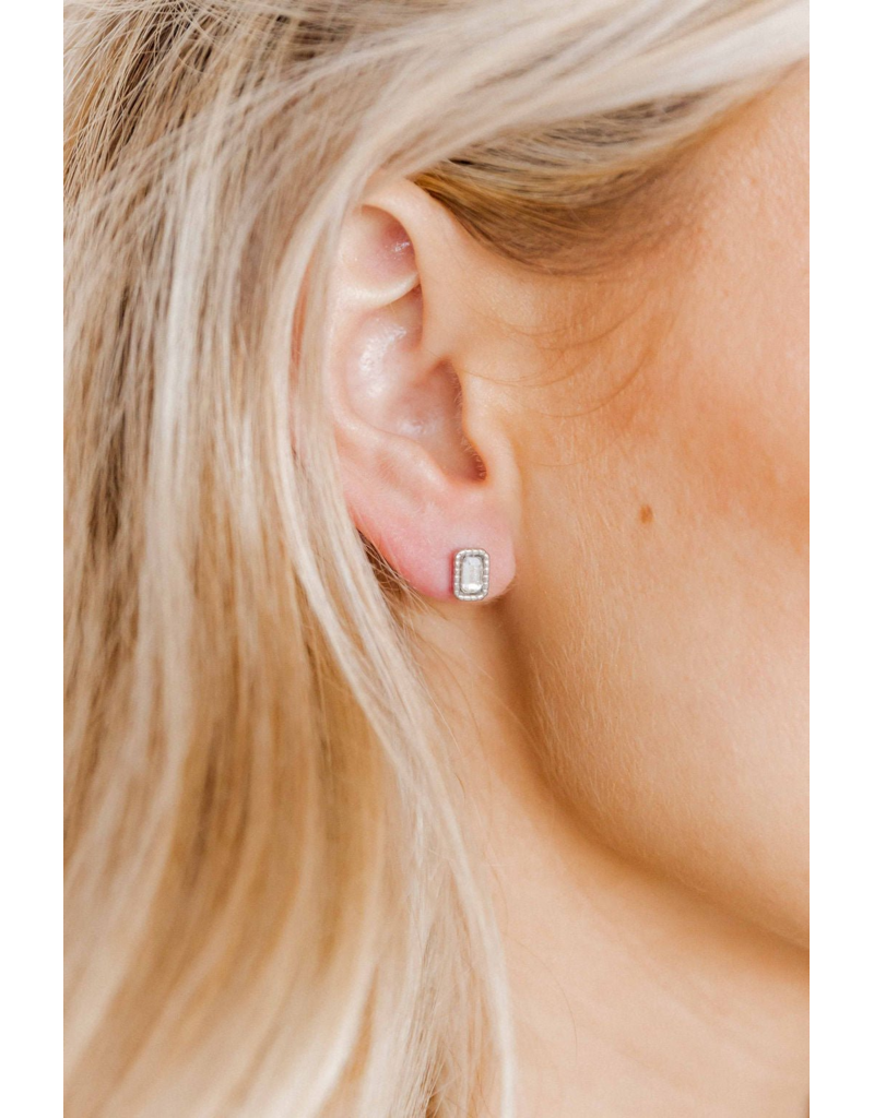 LINNY & CO Madison Clear Silver Screwback Stud Earrings