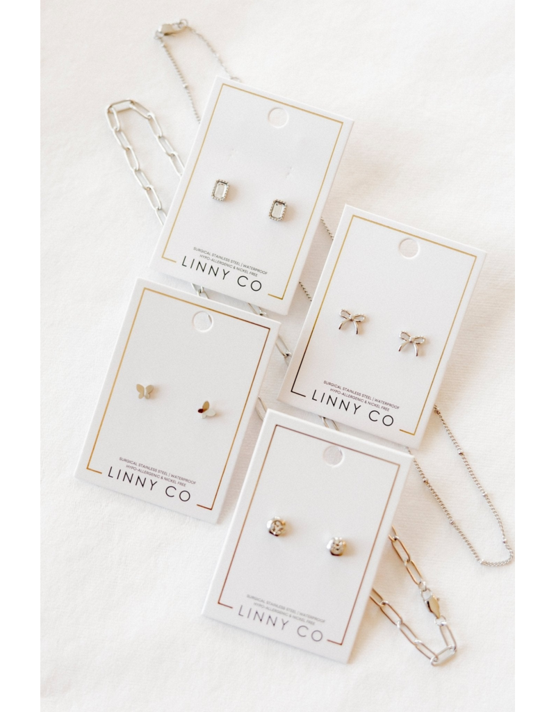 LINNY & CO Madison Clear Silver Screwback Stud Earrings