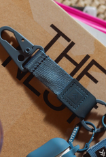 THREAD WALLETS Keychain Clip in Surf Blue