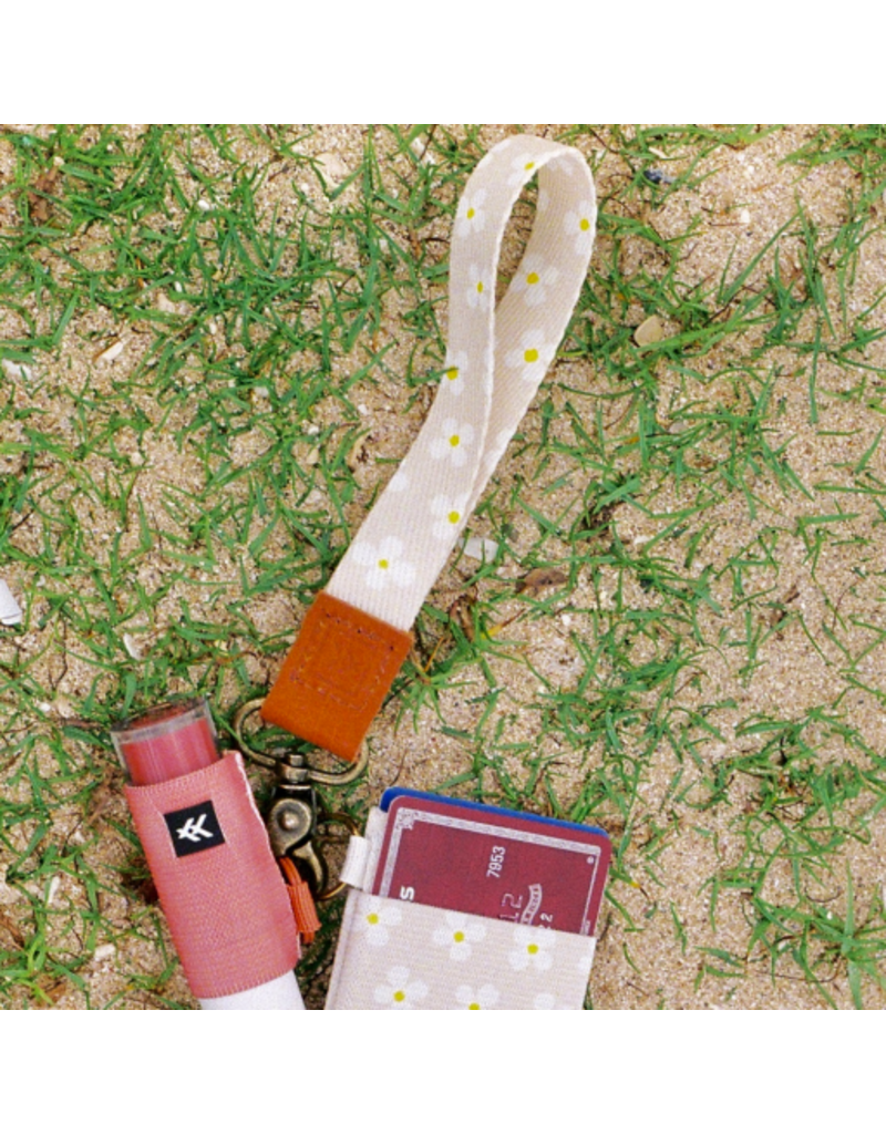 THREAD WALLETS Wrist Lanyard in Luna Beige
