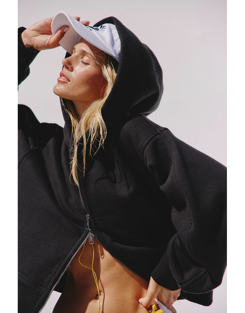 FREE PEOPLE MOVEMENT A Cut Above Zip-Up Hoodie in Black