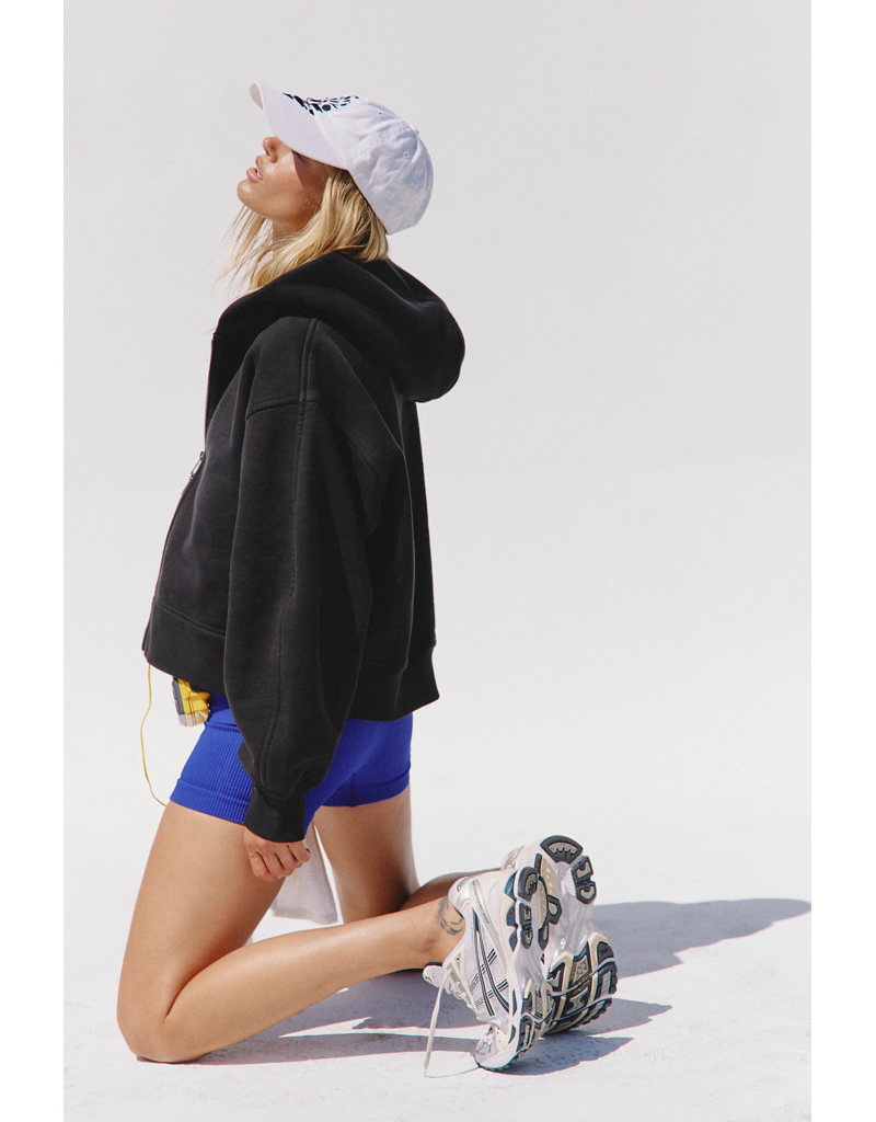 FREE PEOPLE MOVEMENT A Cut Above Zip-Up Hoodie in Black