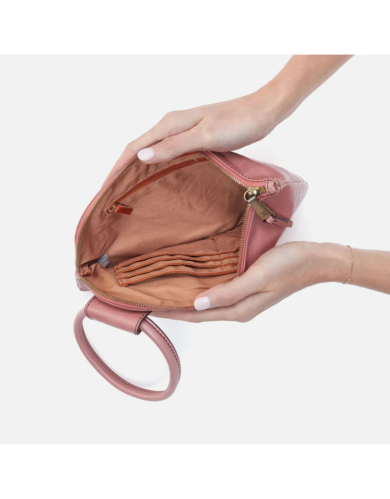 HOBO Sable Wristlet in Rose