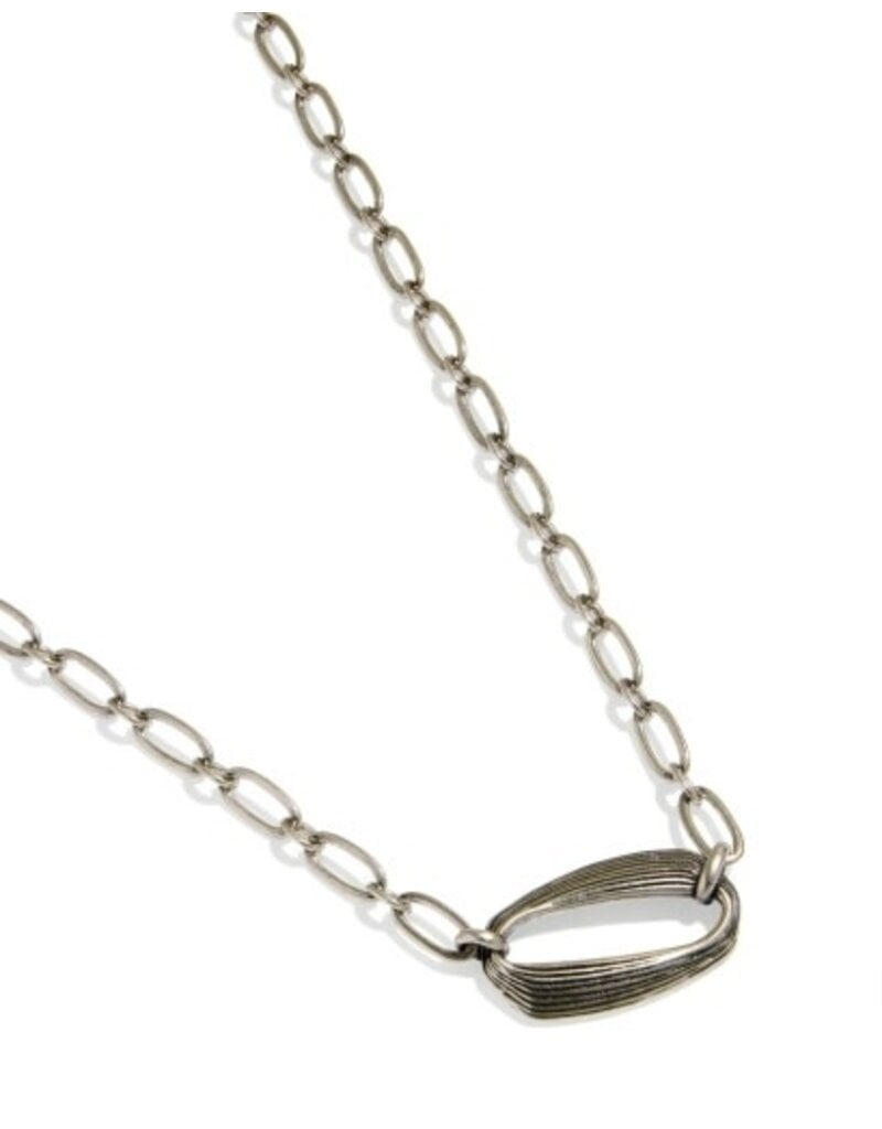 KENDRA SCOTT DESIGN Kira Vintage Silver Short Pendant Necklace