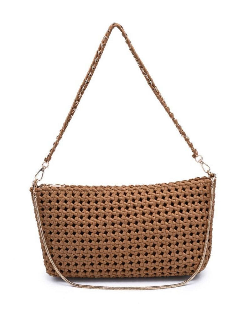 SOL & SELENE Eclipse Clutch in Sand