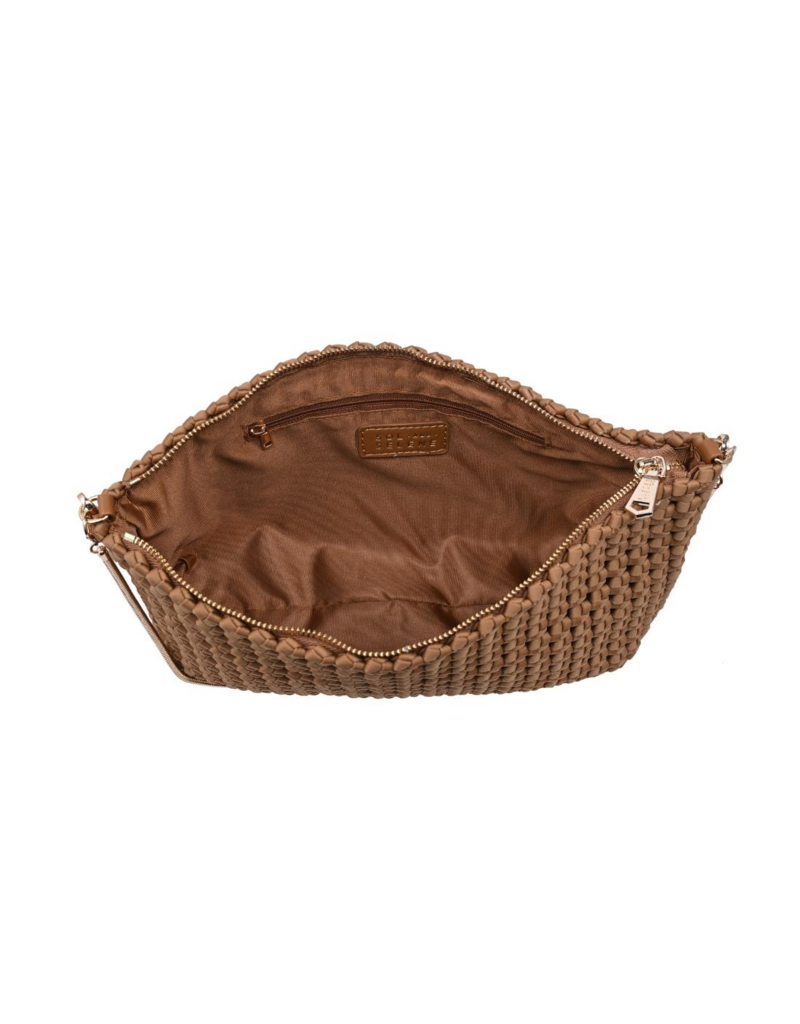 SOL & SELENE Eclipse Clutch in Sand