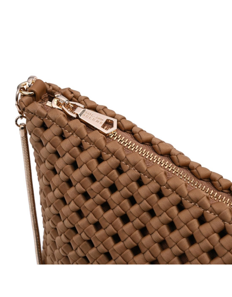 SOL & SELENE Eclipse Clutch in Sand