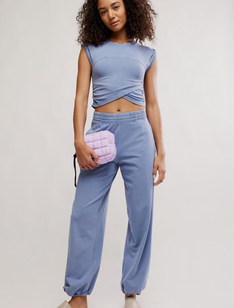 FREE PEOPLE MOVEMENT Hot Shot Crossover Set in Blue Ash