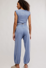 FREE PEOPLE MOVEMENT Hot Shot Crossover Set in Blue Ash